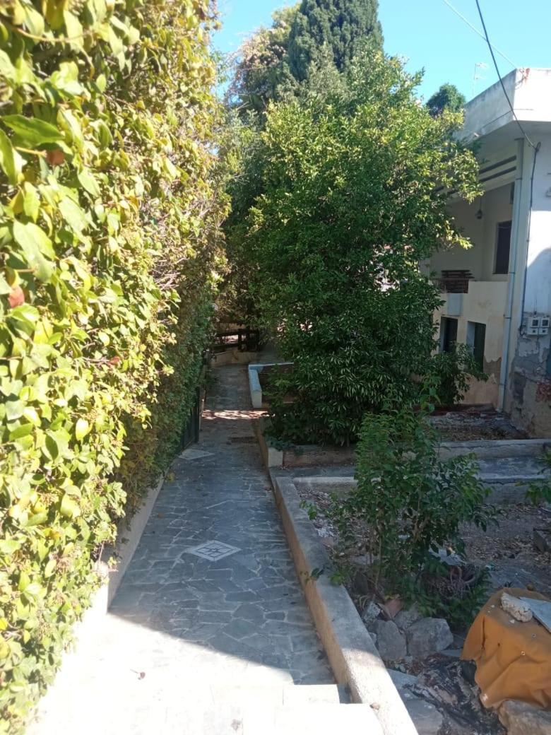 Utopia Suites Aegina Zewnętrze zdjęcie